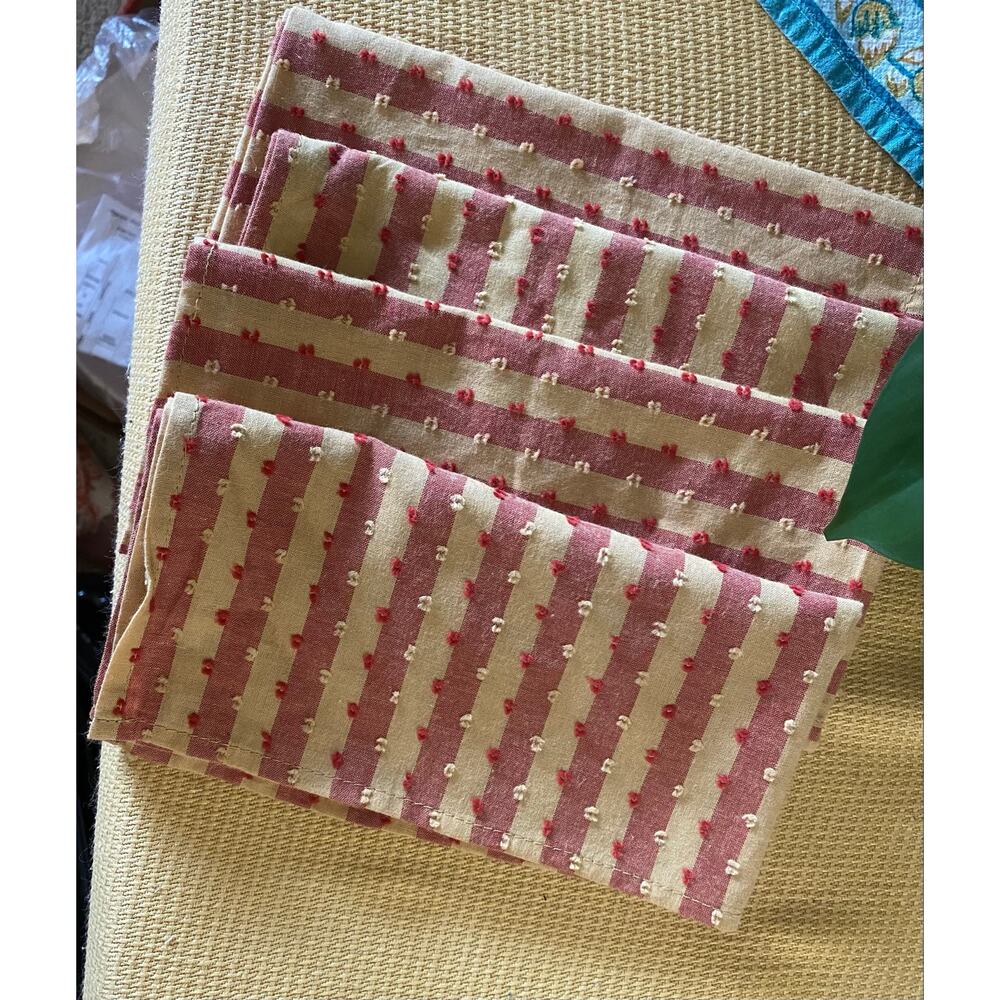 New Set of 4 C&F Enterprises Handcrafted 100% Cotton Farmhouse Napkins 17x17